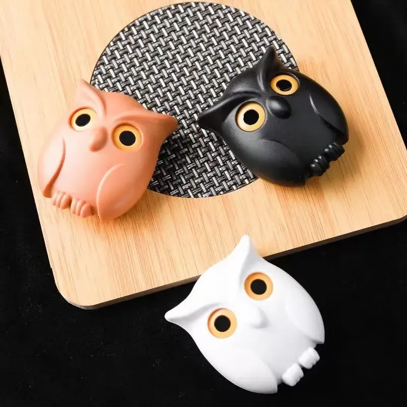 Night Owl Magnetic Key Holder