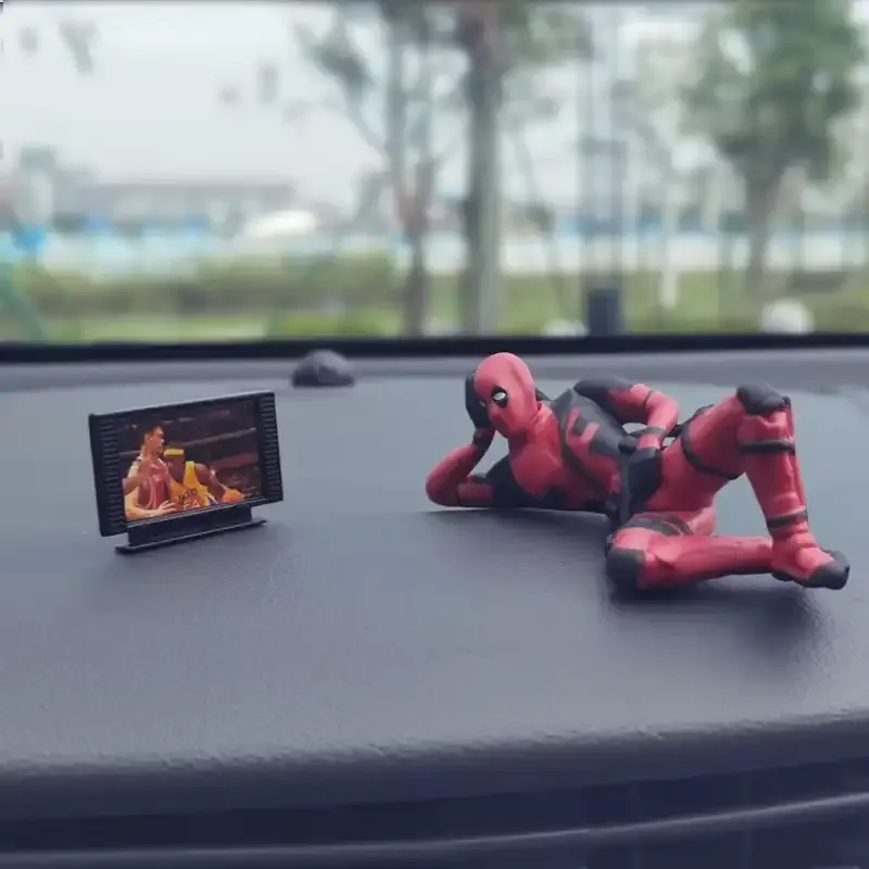 Reclining Deadpool Collectable