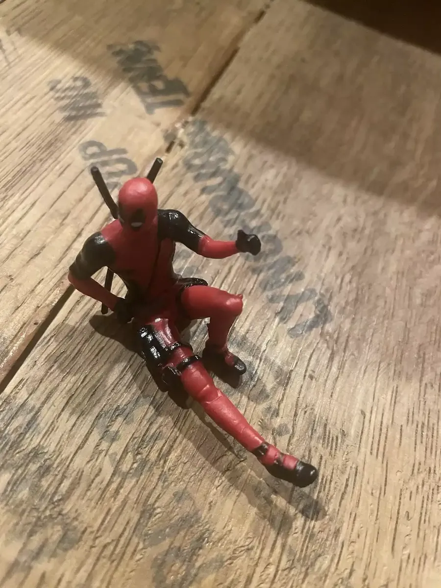 Sitting Deadpool Collectable