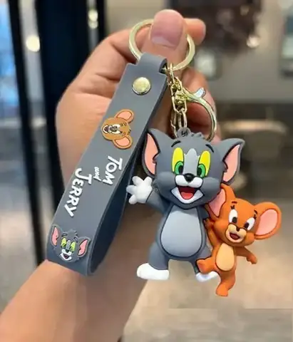 Standing Happy Tom and Jerry Keychain